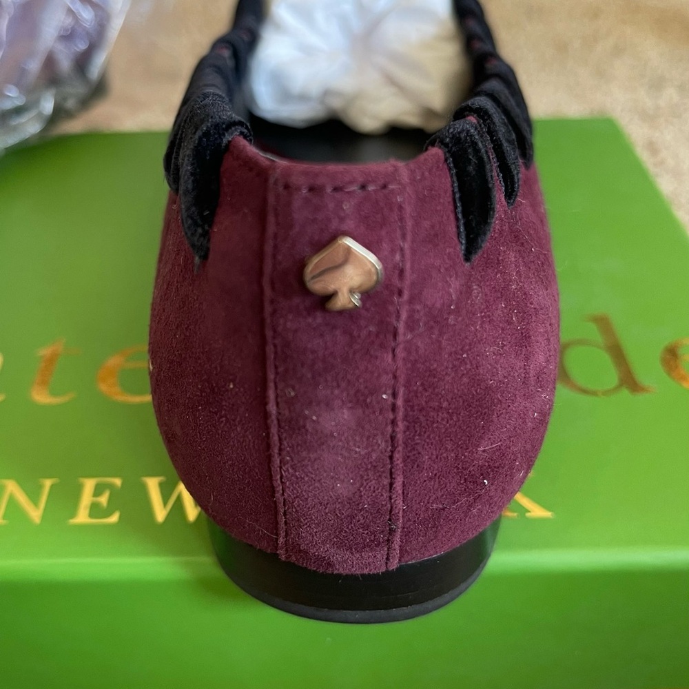 Kate Spade Kalani Velvet Pointed Ballet Flat in Deep Plum with Black 8.5 - Picture 3 of 5